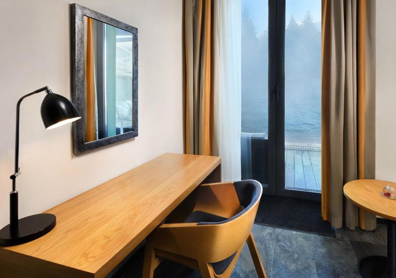 Hotel Galeria Thermal Bešeňová エクステリア 写真