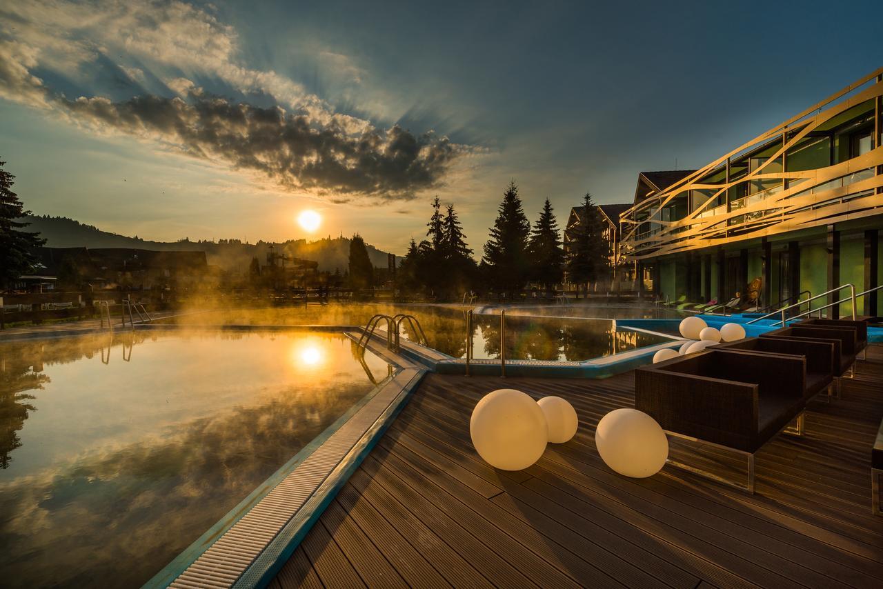 Hotel Galeria Thermal Bešeňová エクステリア 写真